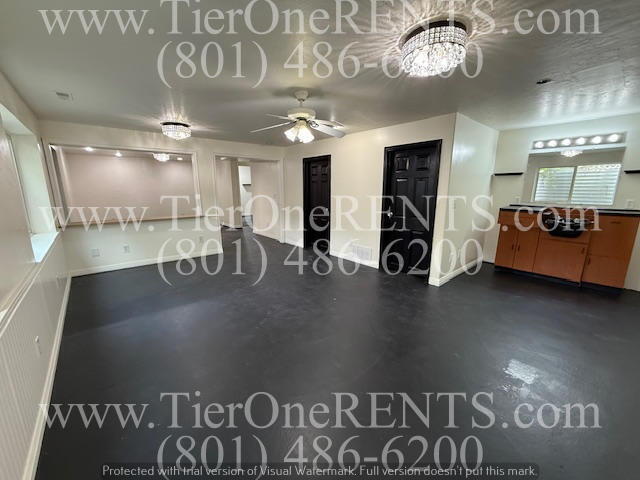 Building Photo - This property offers a NO DEPOSIT option a...