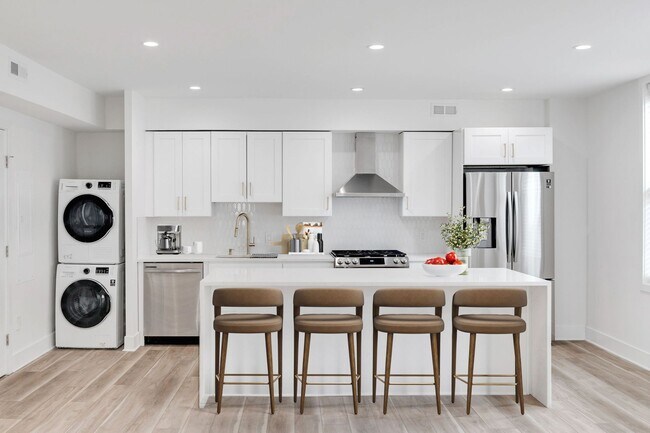 Building Photo - Delancey Place