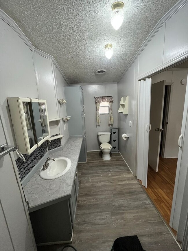 Building Photo - 2/2 located in Cleveland County