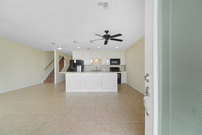Building Photo - 8416 Seawall Blvd