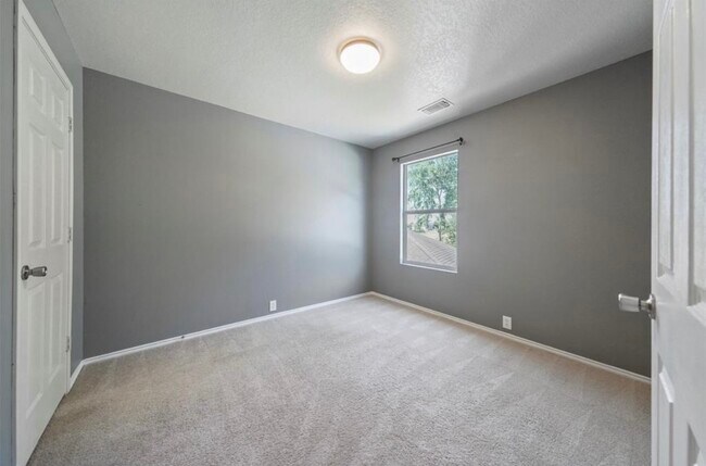 Building Photo - 29705 Parliament Hills Dr