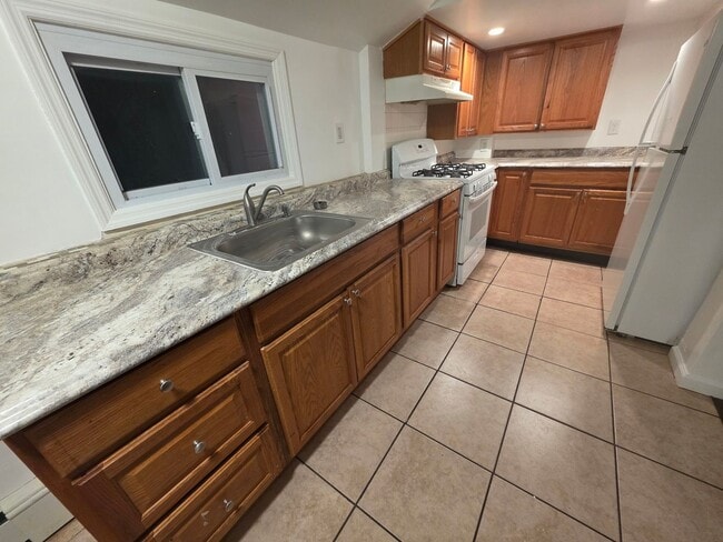 Building Photo - 776 NY-284