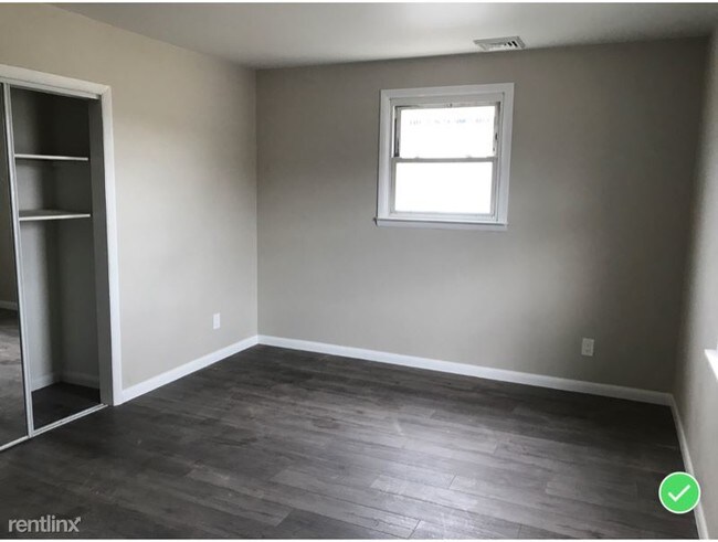 Building Photo - 4 br, 2 bath House - 204 Sheridan Pl