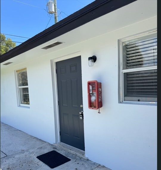 Building Photo - 523 50th St