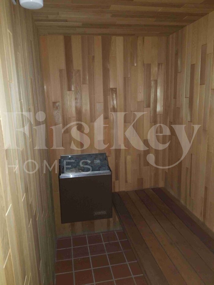 Building Photo - 185 Paramount Dr