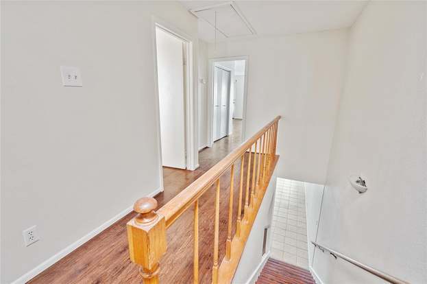 Building Photo - 8416 Seawall Blvd