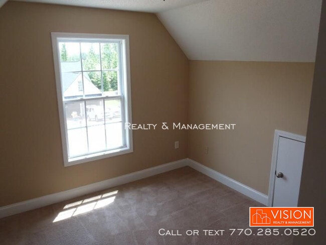 Building Photo - 413 Charleston Pl