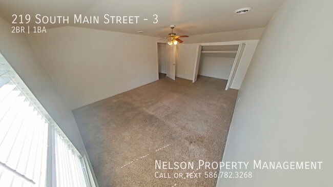 Building Photo - 219 S Main St