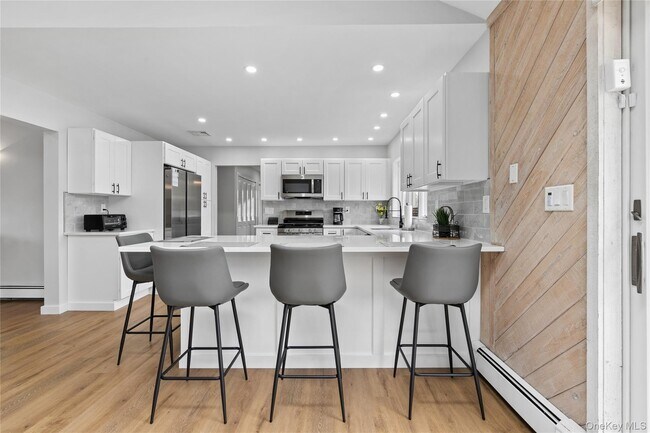 Building Photo - 3 Harbor Rd