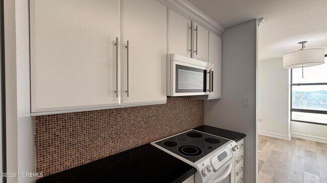 Building Photo - 787 Ocean Ave