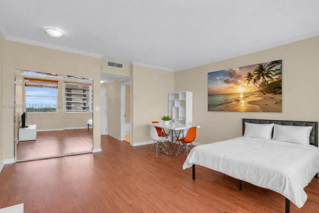 Building Photo - 700 Biltmore Way