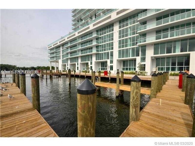 Building Photo - 400 Sunny Isles Blvd