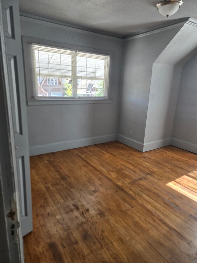 Building Photo - 15909 Woodingham Dr