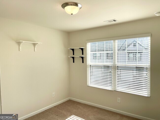 Building Photo - 195 Mountain Rest Ct SE