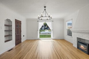 Building Photo - 1222 Aldine Ct