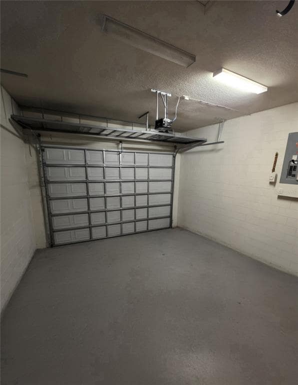 Building Photo - 8816 Ashland Ave