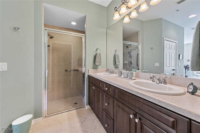 Building Photo - 14543 Abaco Lakes Dr