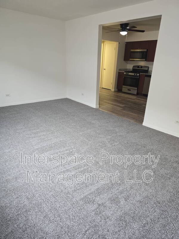 Building Photo - 9841 S Harlem Ave