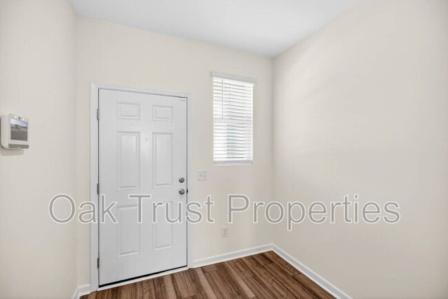 Building Photo - 502 Townsford Ln