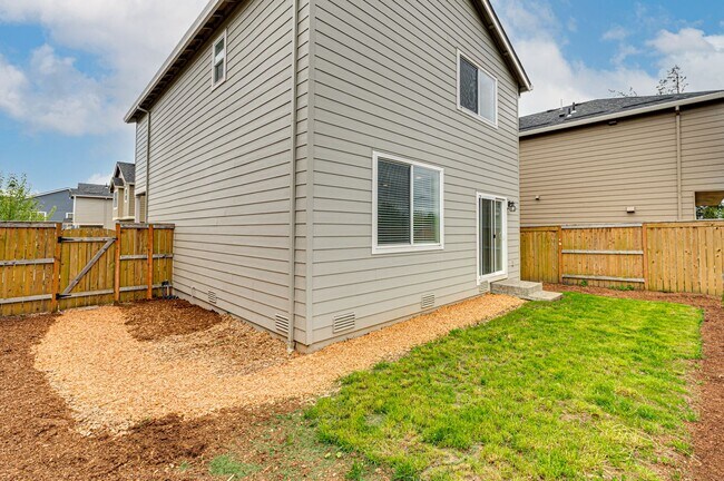 Building Photo - Coming Soon!  Beautiful Three Bedroom in Taverner Ridge!