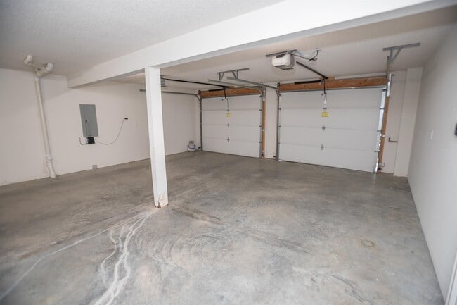 Building Photo - 3816 Riley Ct