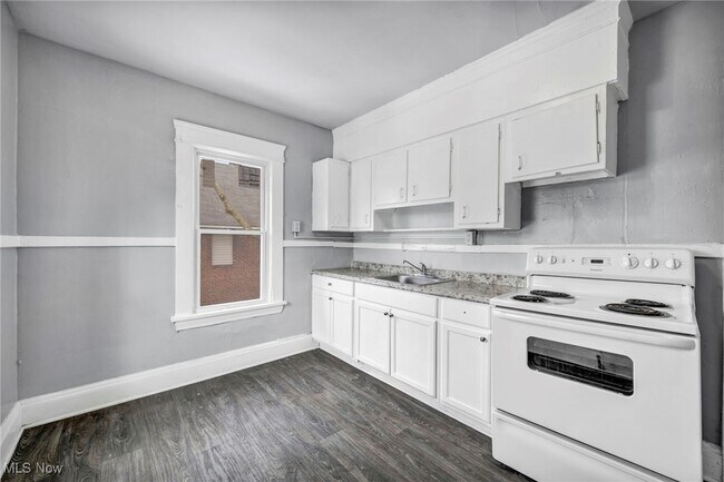 Building Photo - 1030 Wheelock Rd