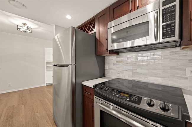 Building Photo - 3525 Sage Rd