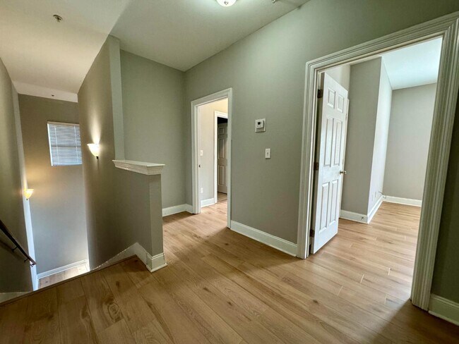 Building Photo - 3218 Veterans Memorial Pkwy