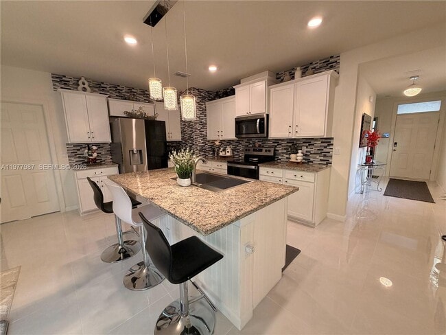 Building Photo - 12422 Rimini Wy