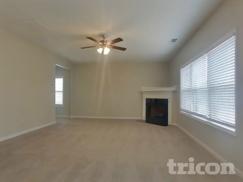 Building Photo - 111 Bethany Manor Dr