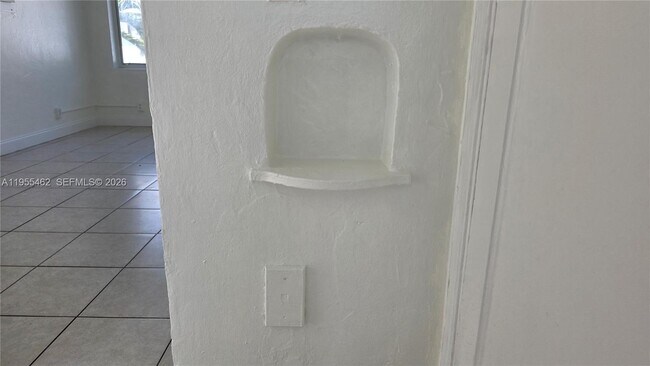 Building Photo - 7629 Dickens Ave