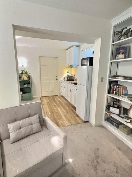 Building Photo - 69 Court Pl