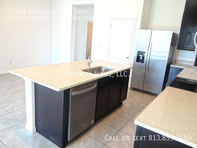 Building Photo - 31364 Midnight Sun Wy