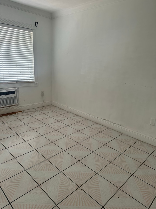 Building Photo - 384 Minorca Ave