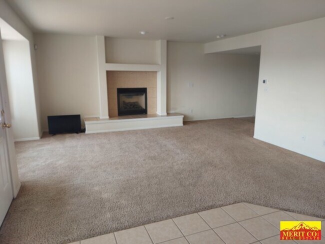 Building Photo - Single Family Home