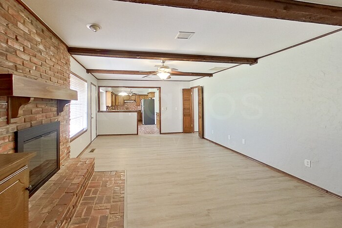 Building Photo - 1205 Mockingbird Ln