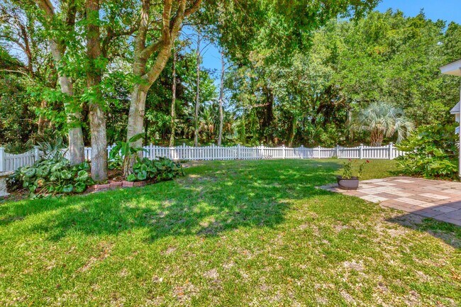 Building Photo - Home in Seaside Farms