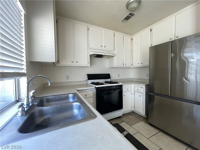 Building Photo - 3904 Blackford Pl