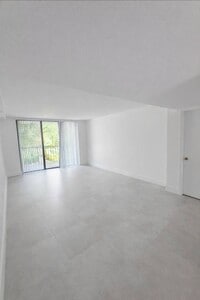 Building Photo - 13000 SW 92nd Ave