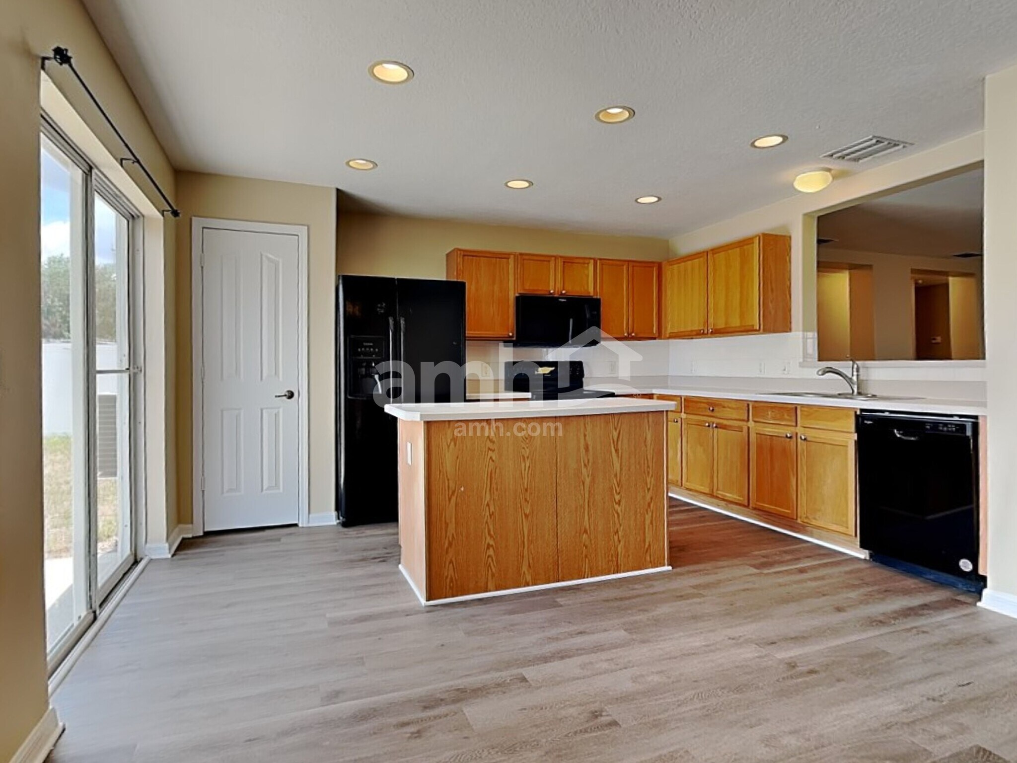 Building Photo - 10512 Boyette Creek Blvd