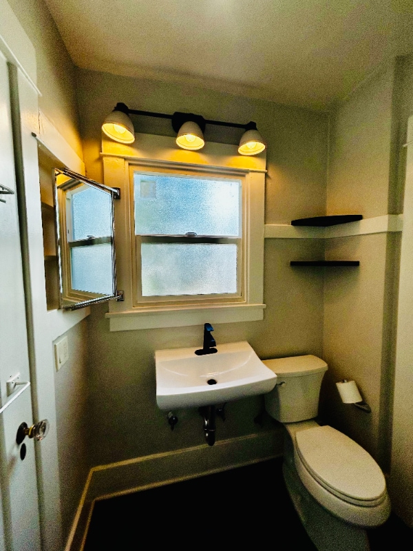 Building Photo - 444 S Euclid Ave