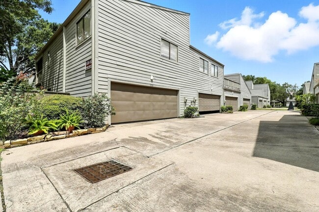 Building Photo - 1532 Prairie Grove Dr