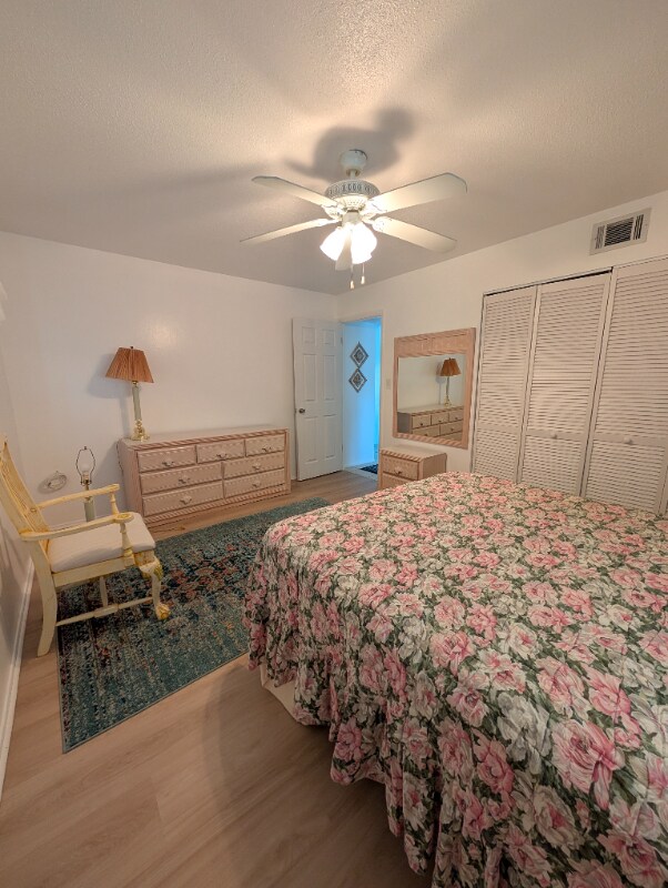 Building Photo - 340 Base Ave E