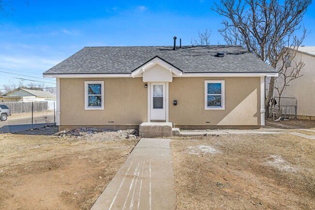 Building Photo - 4/2 Home for Lease