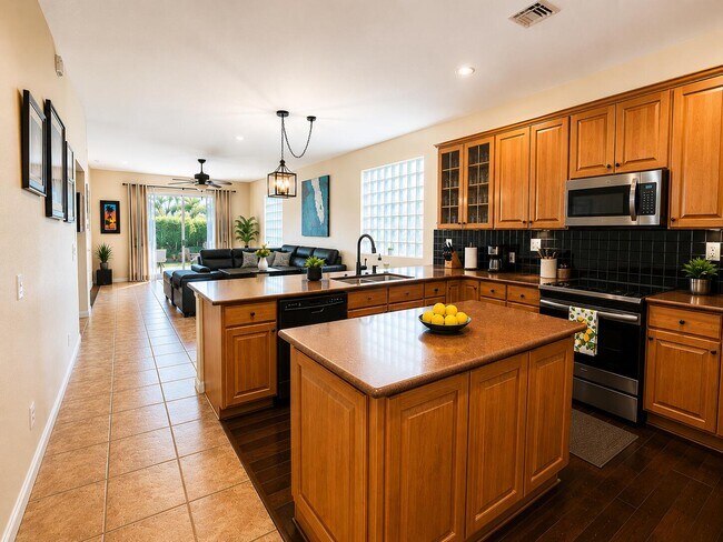 Building Photo - 5201 Sancerre Cir