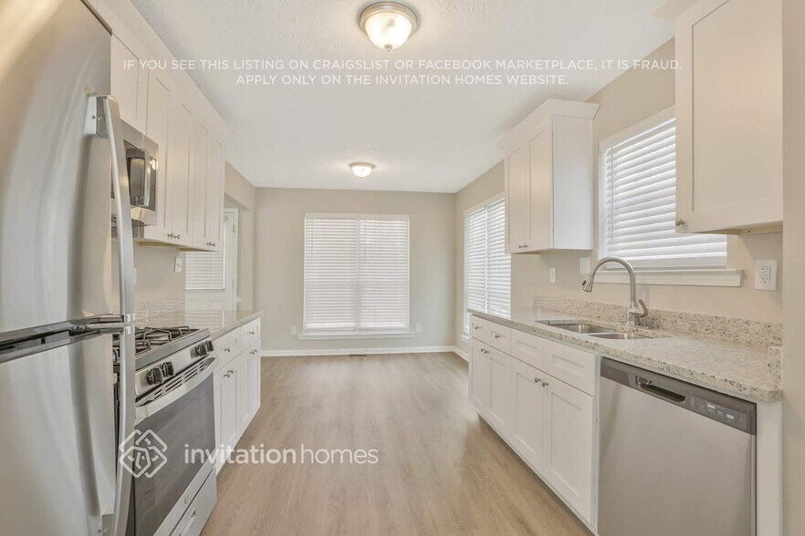 Building Photo - 655 Durham Ridge Dr NW