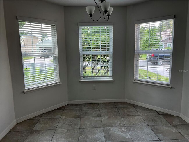 Building Photo - 3614 Umbrella Ct