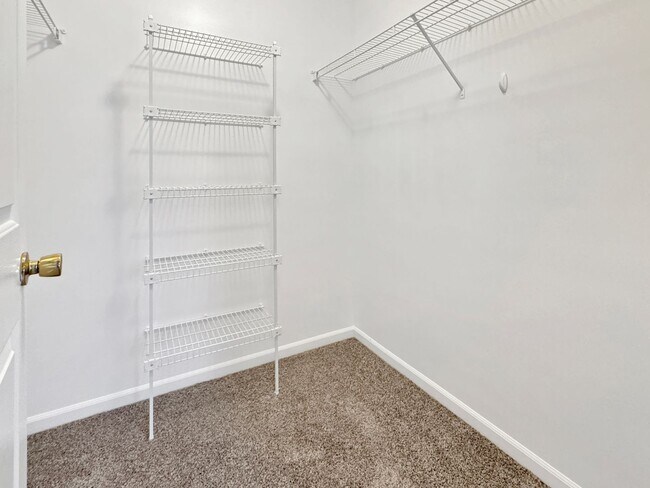 Building Photo - 2630 Weatherby Hills Dr SE