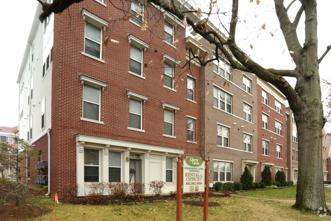 Building Photo - Liberty Green