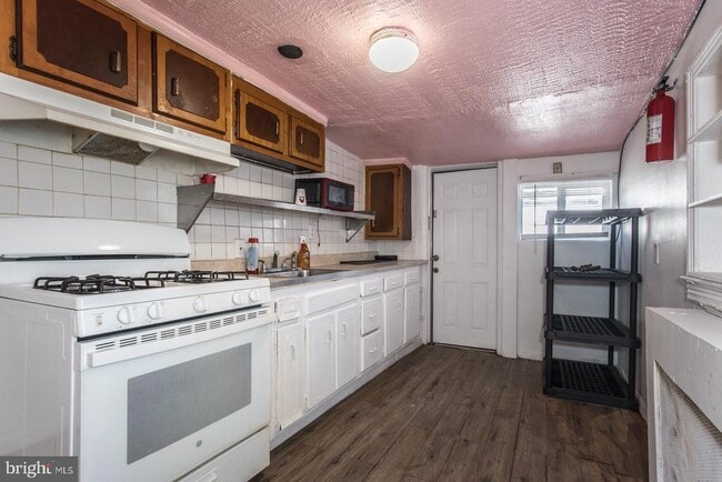 Building Photo - 2031 Wakeling St